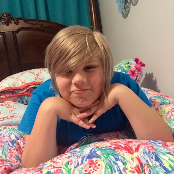 Meet Your Posher 🌴💕Cassi 💕🌴 - Picture 5 of 8